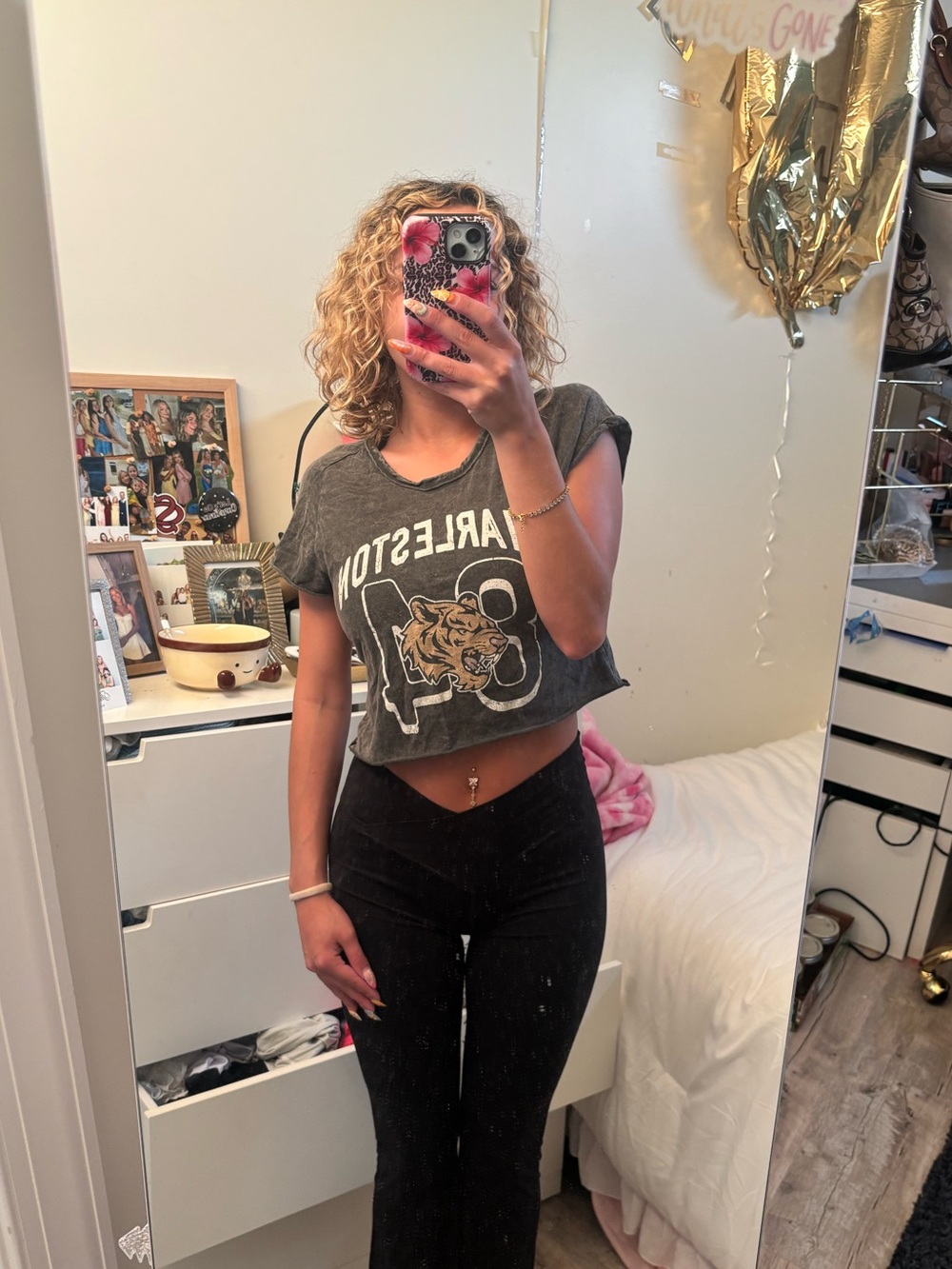 Altar'd State Grey Cropped Graphic T-shirt